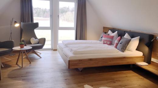 Bett aus Wildeiche, Oberfläche geölt