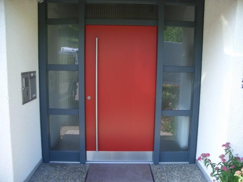 Holz-Haustür-Element mit Seitenteil- und Oberlichtverglasung