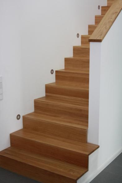 Treppe mit Eichenstufen